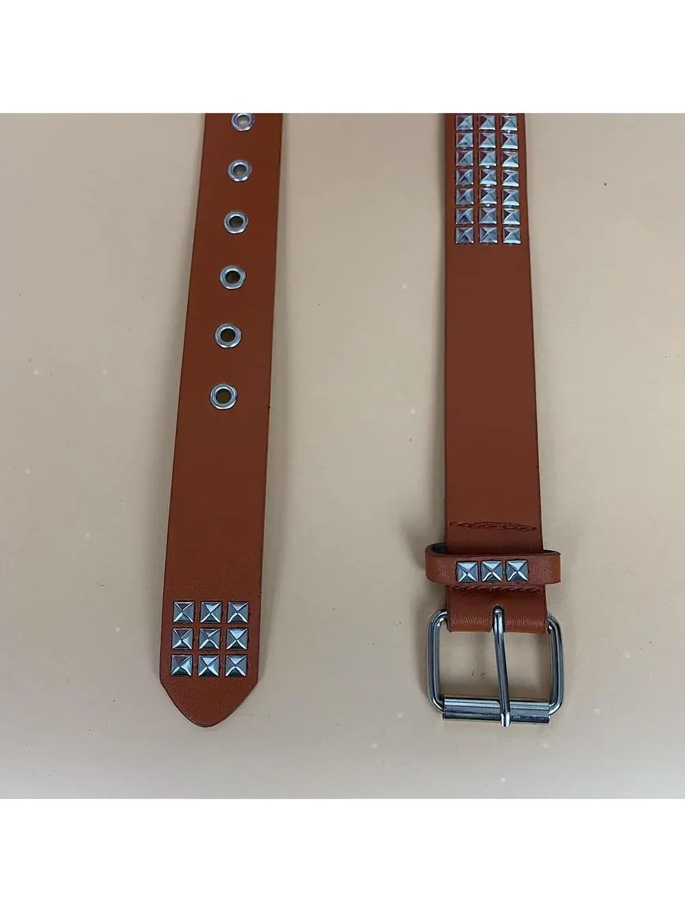 Diamond Studded brown essential belt. Y2k 2000s style. Fits a 30-36 inch waist.